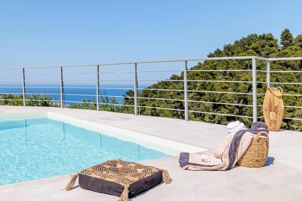 Villa Koukounaria Скопелос Экстерьер фото