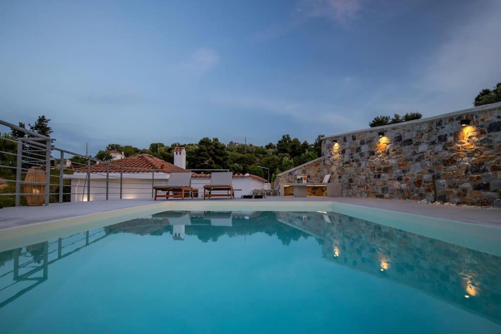 Villa Koukounaria Скопелос Экстерьер фото