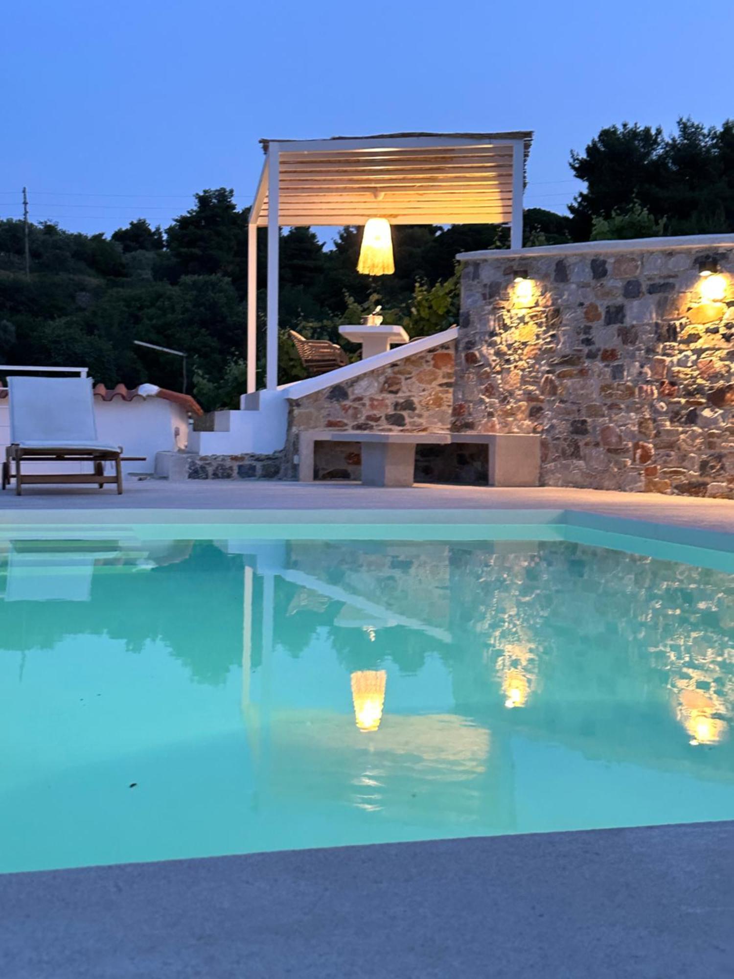 Villa Koukounaria Скопелос Экстерьер фото